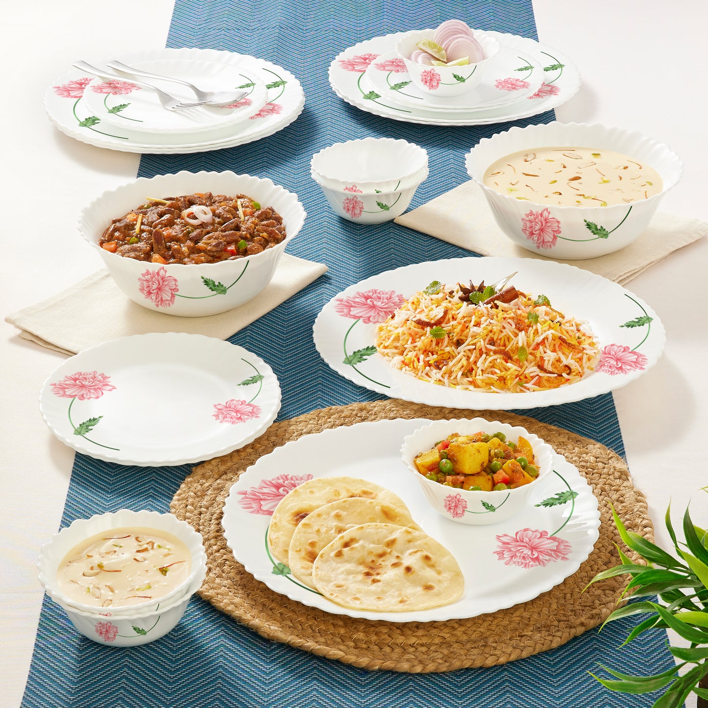 Larah by Borosil Red Mist Dinner Set 21 pc Set: Serves 6