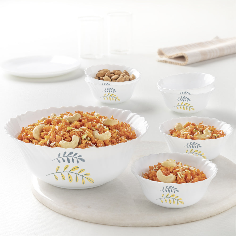 Larah by Borosil Niva Pudding Set, 5 pc (Mini)