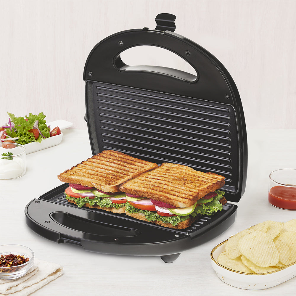 Buy Borosil Novus Grill Sandwich Maker, 750W, Non-Stick Grilling Plate, 2  Slice Sandwich Maker Online at Low Prices in India 