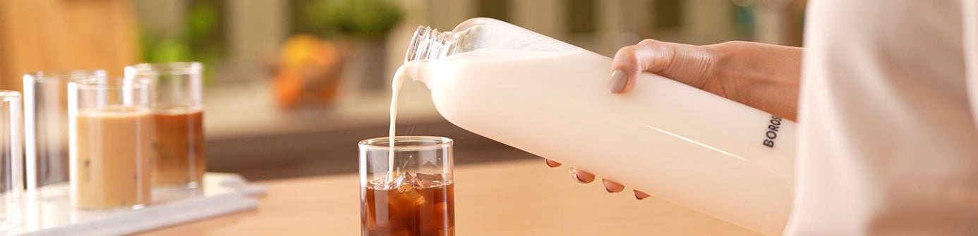 Learn How to Make the Most Popular Plant Milks at Home: Oat, Almond & Coconut