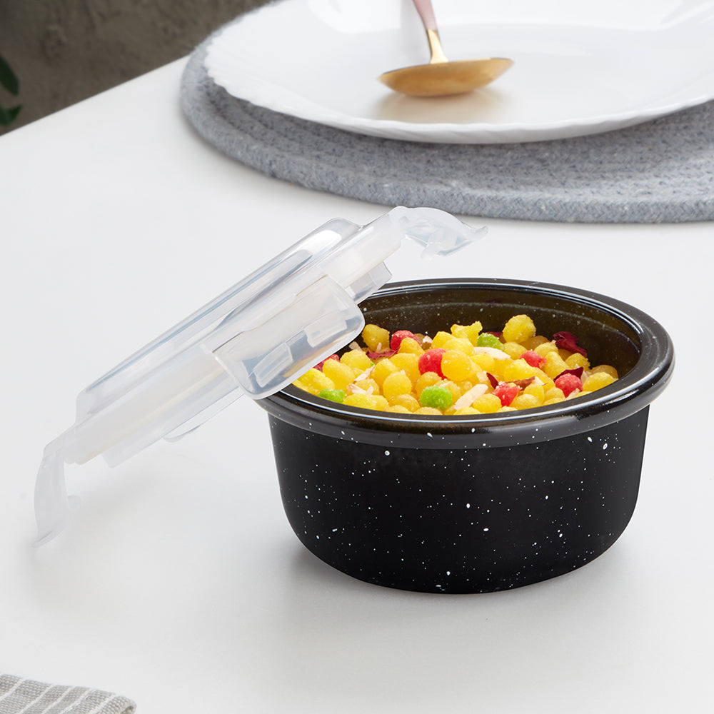 Colors Pebble Black Round Klip N Store 240 ml