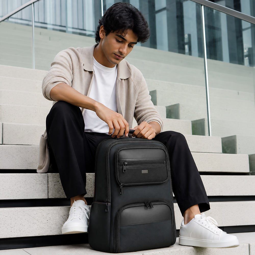 MaxPack Professional Backpack with Universal Glass Lunch Box, Black