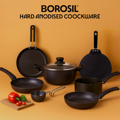 Hard Anodized Induction Base Spout Sauce Pan, 18 cm / 2.5L
