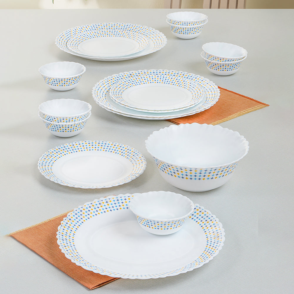 Larah Kosmo 17 pc Dinner Set
