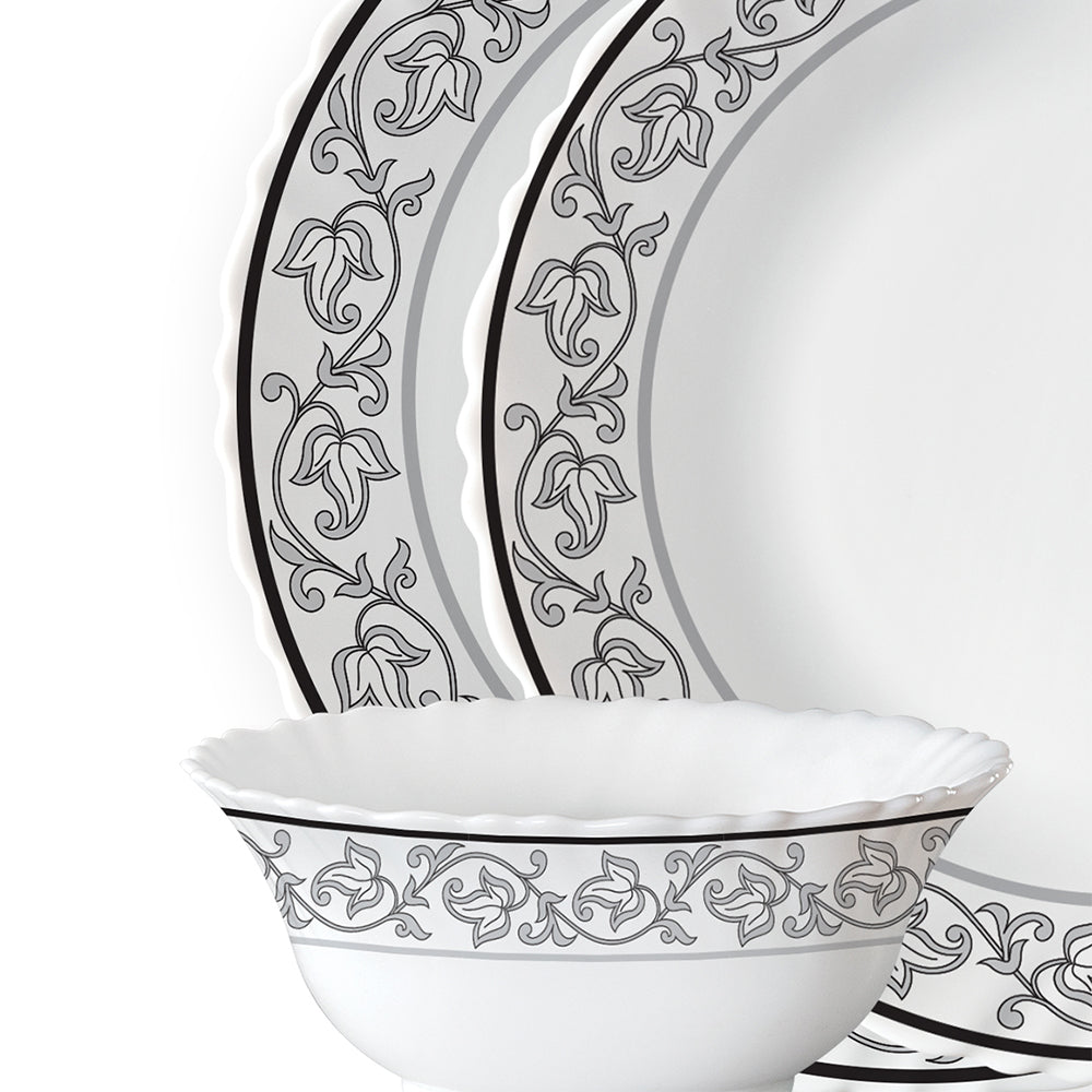 Larah Orwin 17 pc Dinner Set