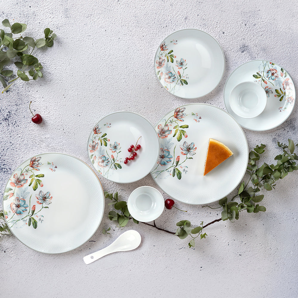 Larah Isabel Premia Dinner Set