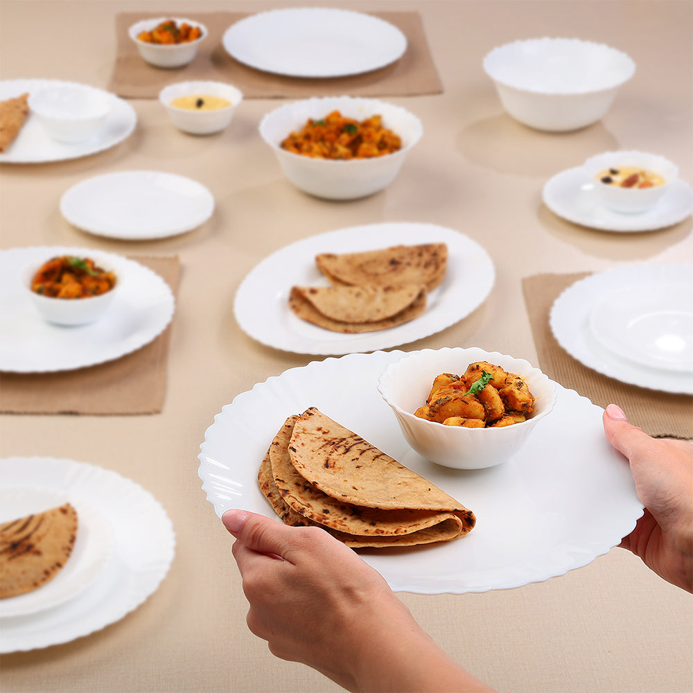 Larah by Borosil, Snow Dinner Set 21 pc Set: Serves 6
