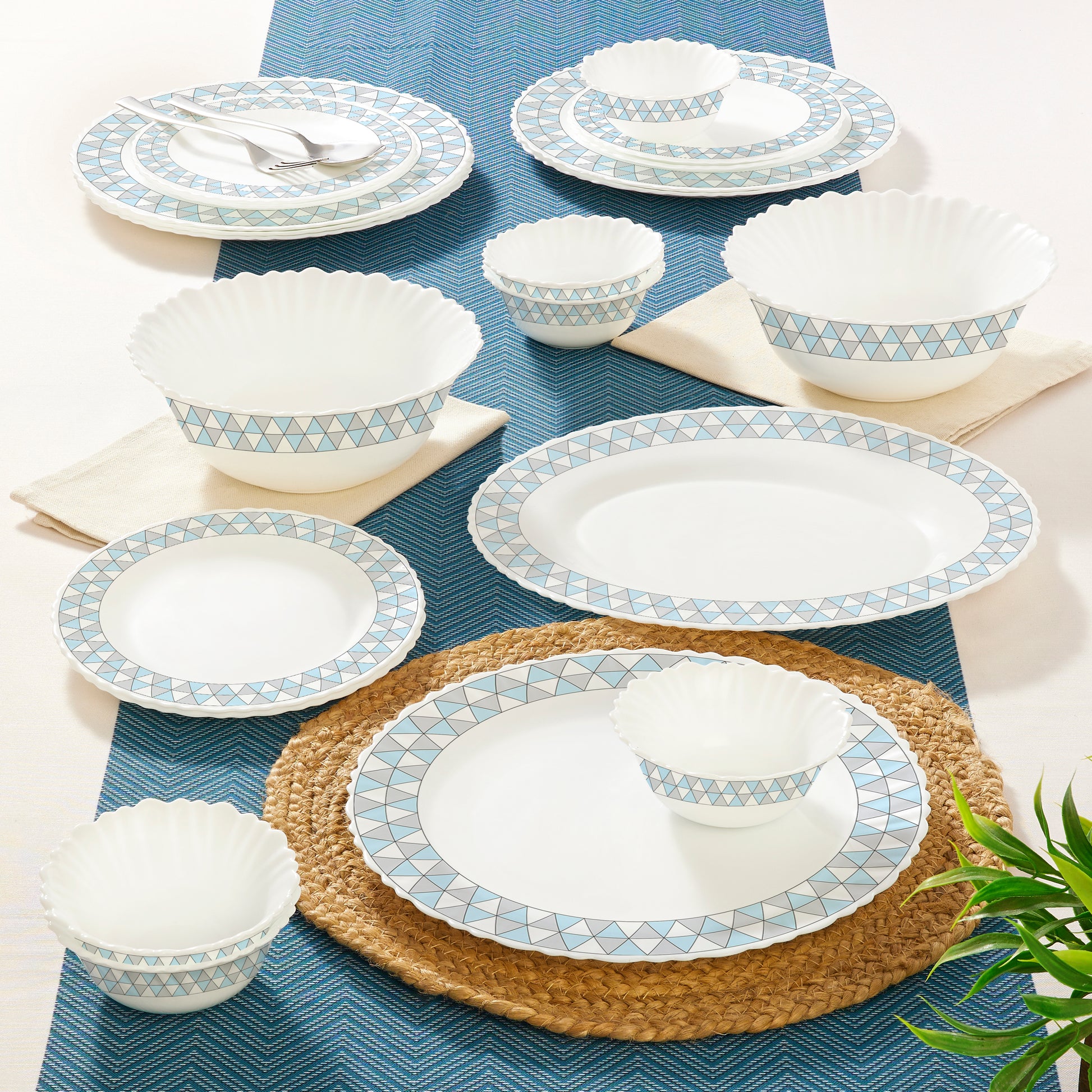 Larah by Borosil Weave Dinner Set 21 pc Set: Serves 6