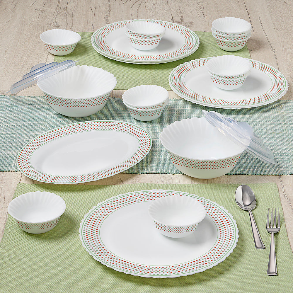 Larah Waltz Dinner Set