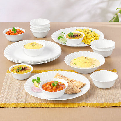 Larah Brand Logo 19 pc Dinner Set