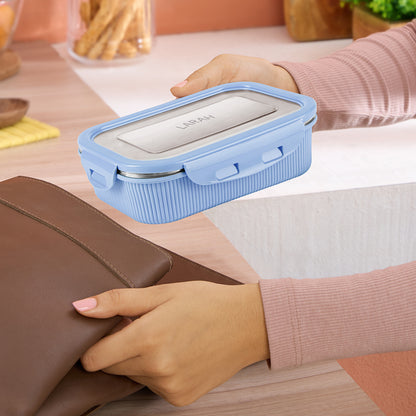 Larah Freshbyte Rectangular Lunch Box, Sky Blue