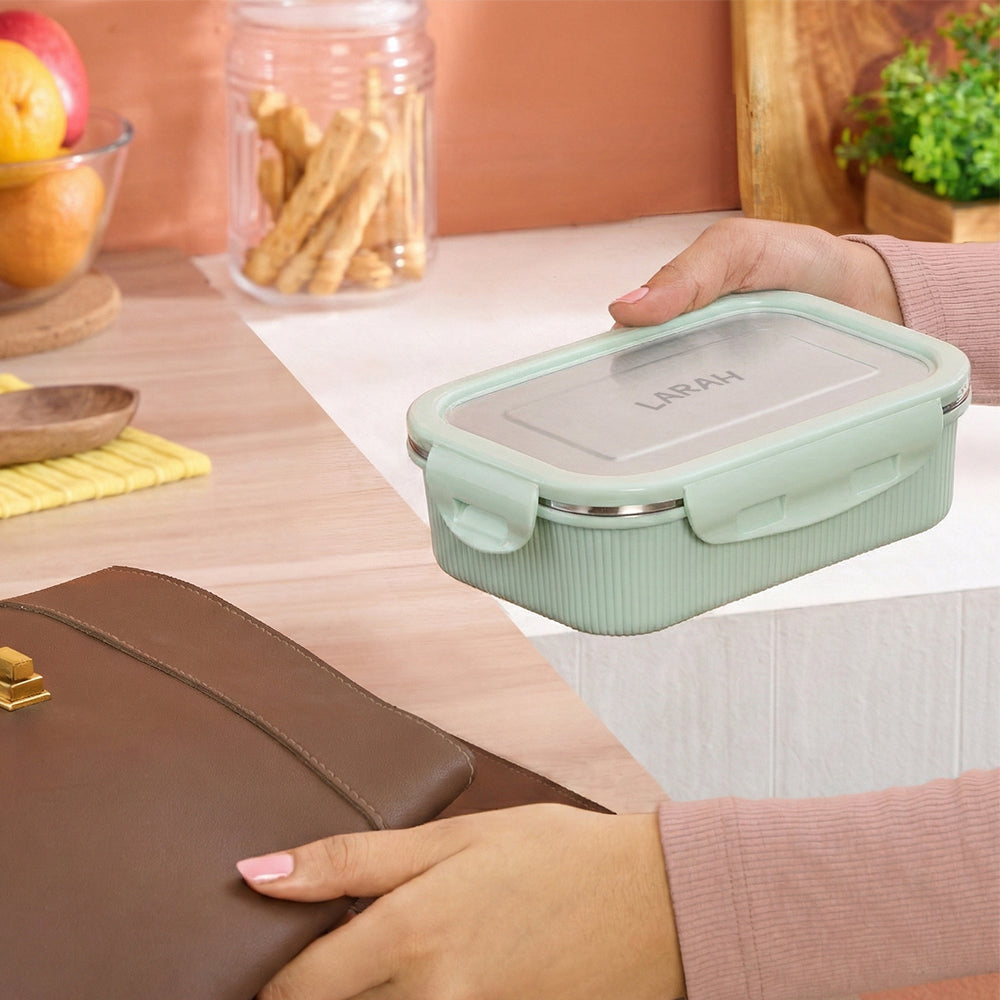 Larah Freshbyte Rectangular Lunch Box, Green