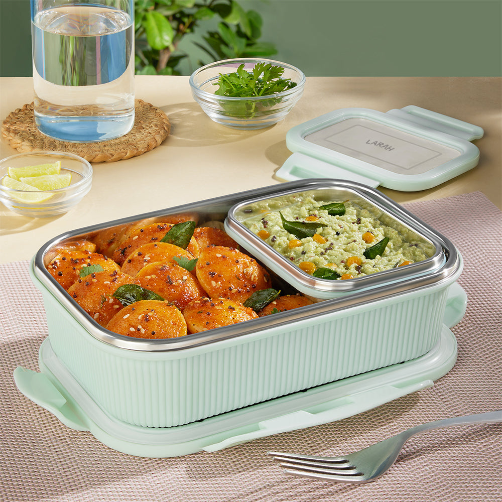 Larah Freshbyte Rectangular Lunch Box, Green