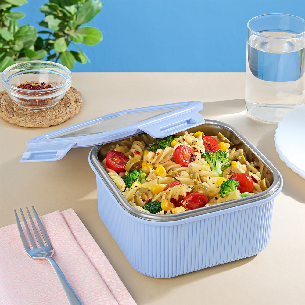 Larah Freshbyte Square Container with Lid, Blue
