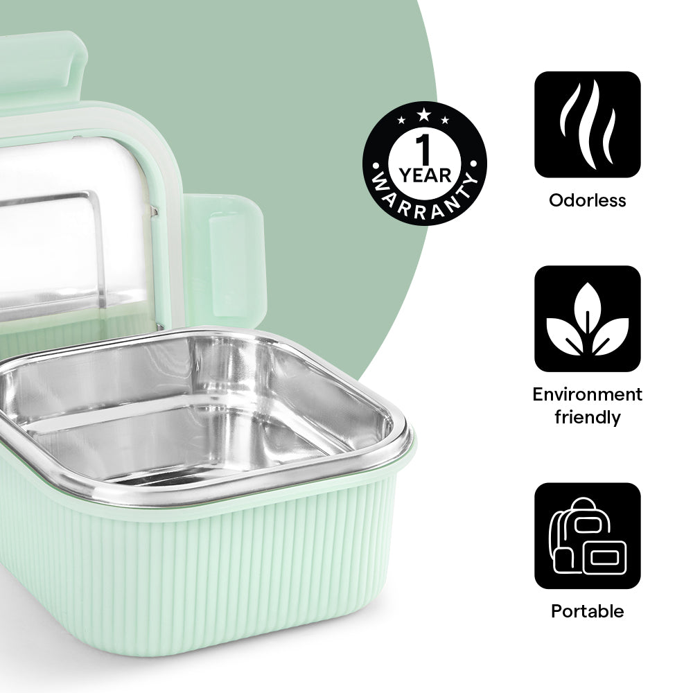 Larah Freshbyte Square Container with Lid, Green