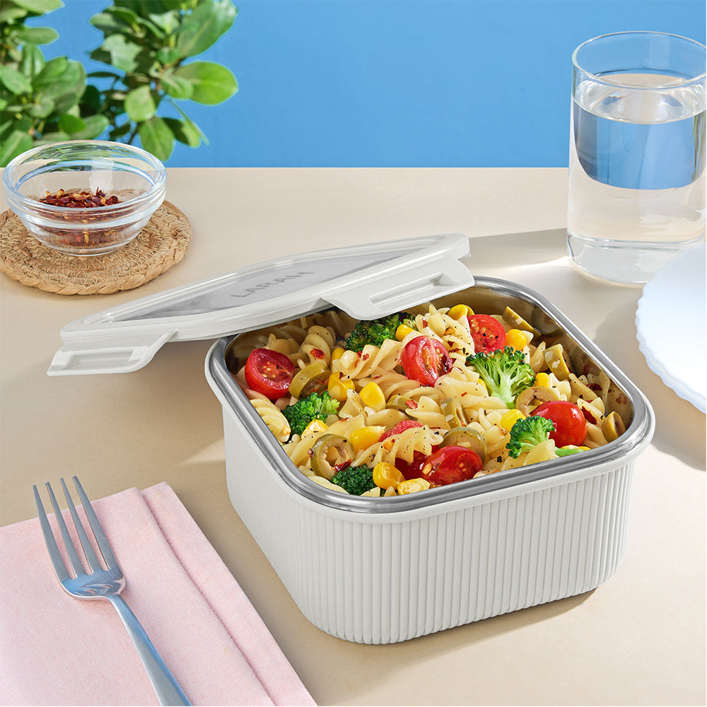 Larah Freshbyte Square Container with Lid, Grey