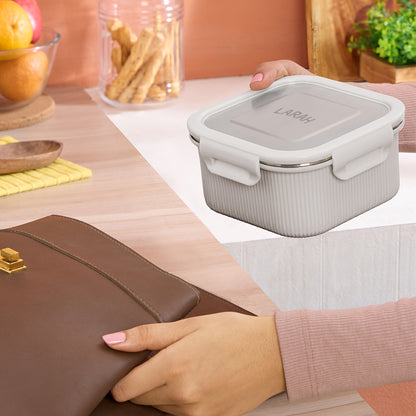 Larah Freshbyte Square Container with Lid, Grey
