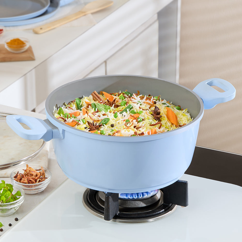 Borosil Vajra Ceramic Casserole, 22 cm, 22cm-3.2L